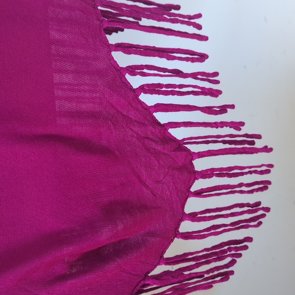 Peter Nygard Fringe Cowl Neck Top - Picture 11 of 16